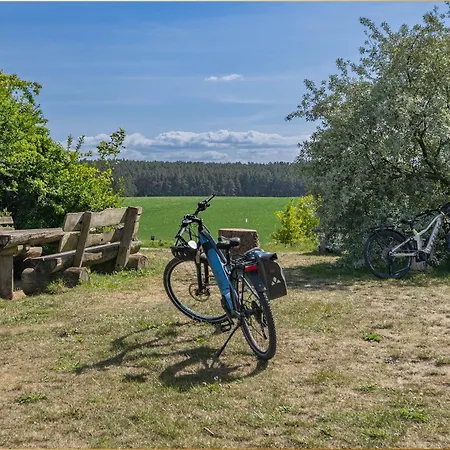 Haus Lindenstrasse 제바트헤링스도르프